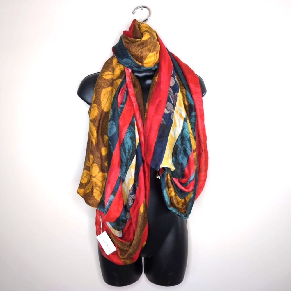 NWT Foxtrot Czech Republic Boho Floral Floral Folk Art Babushka Scarf